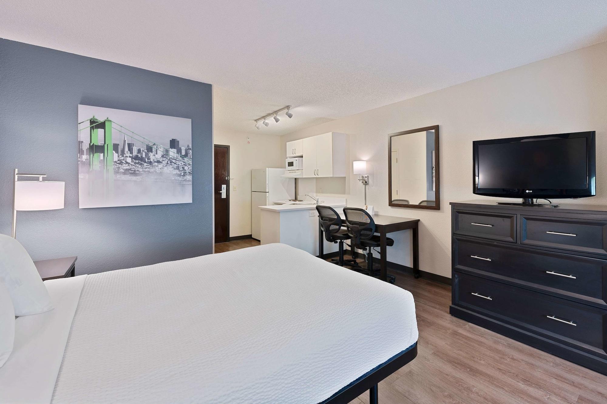 Extended Stay America Select Suites - Charlotte - Tyvola Rd Esterno foto