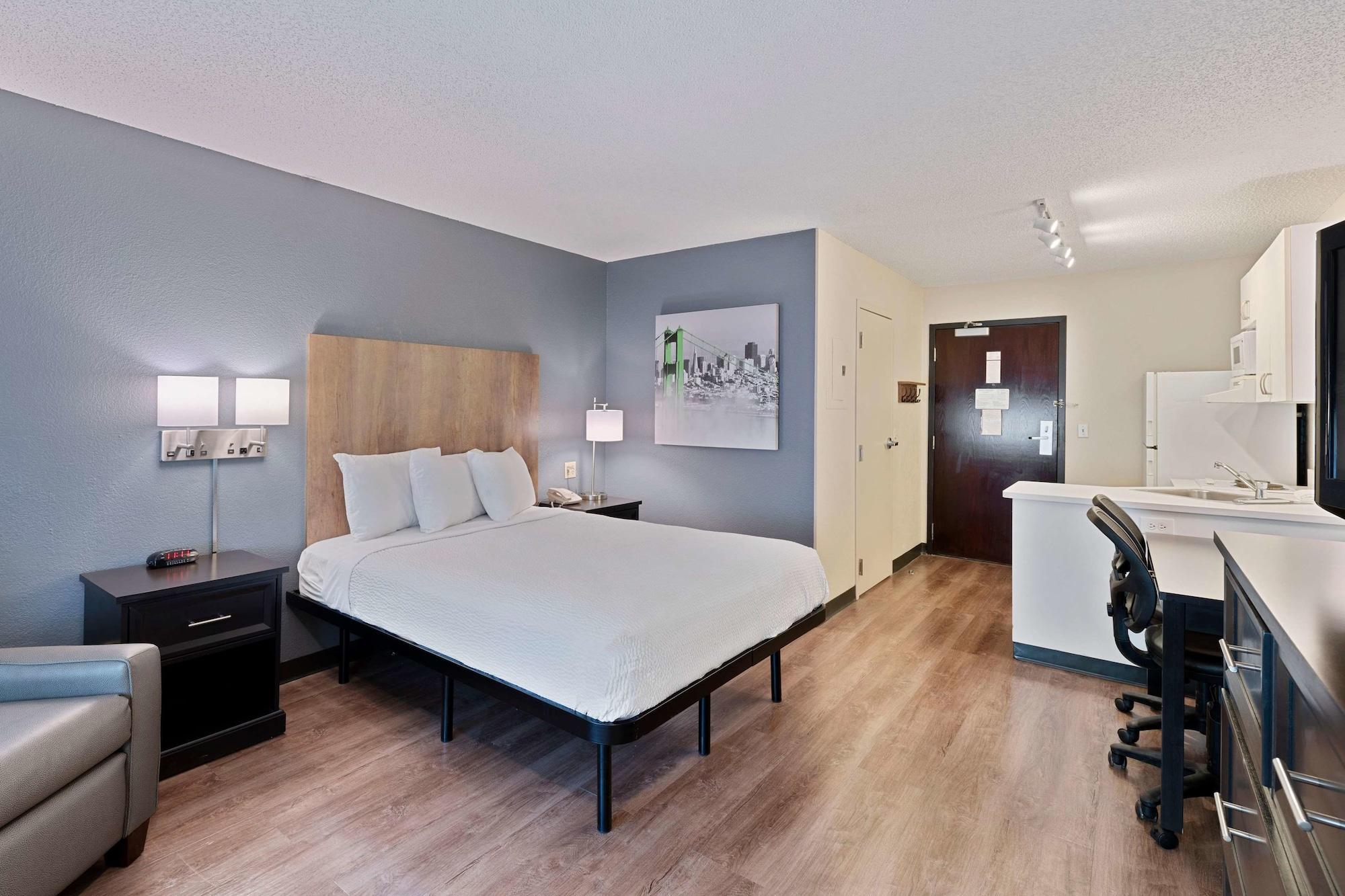 Extended Stay America Select Suites - Charlotte - Tyvola Rd Esterno foto